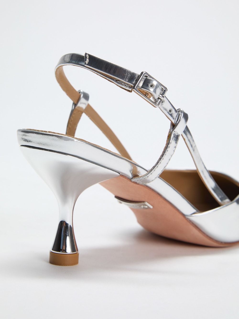 Jen Metallic Kitten Heels - Guess