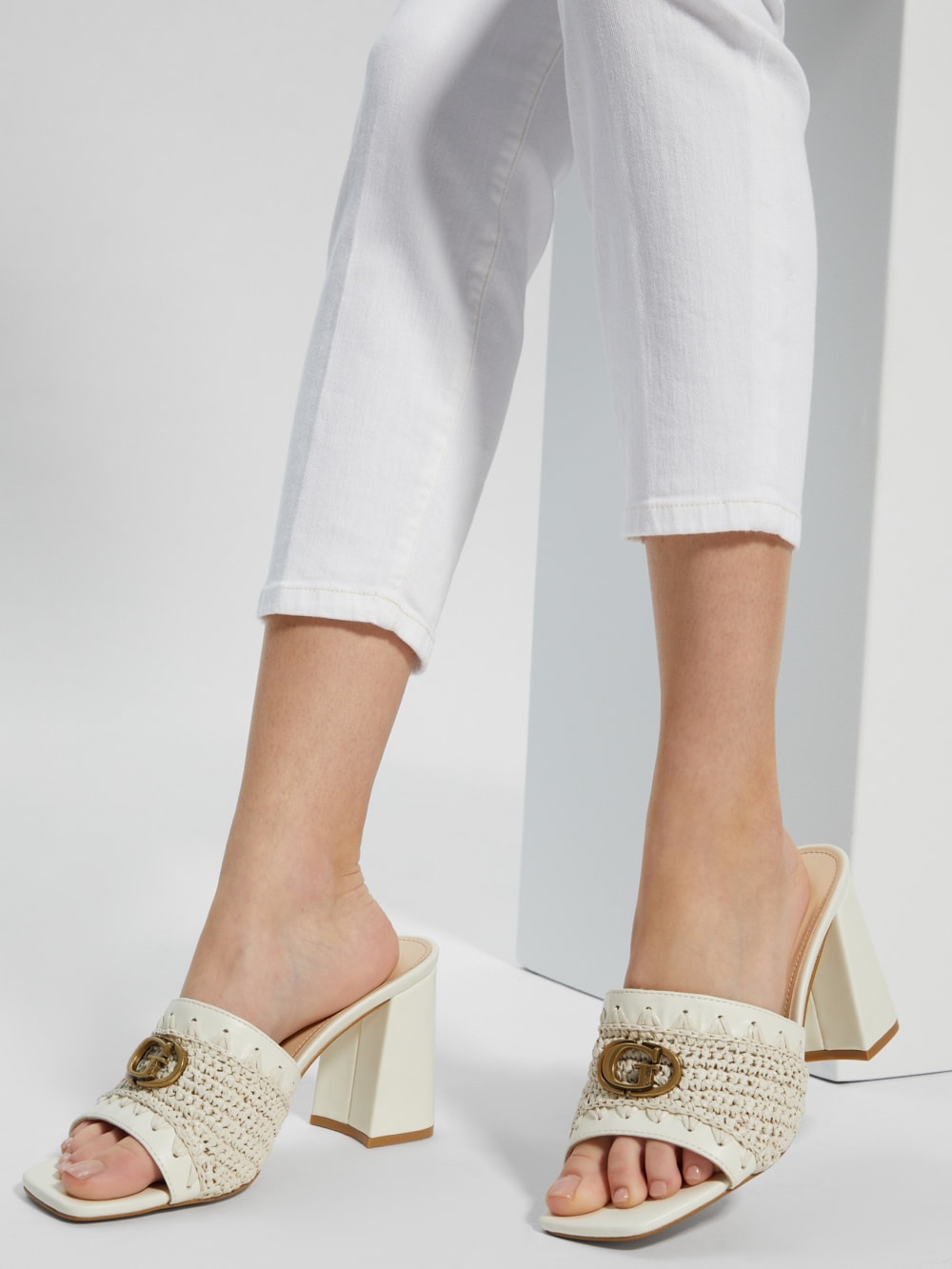 Gellian Woven Mules - Guess