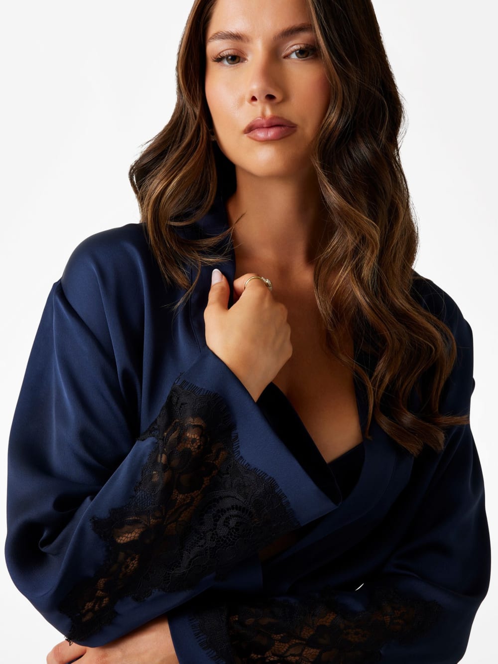 Eco Daphne Long Satin Kimono - Guess