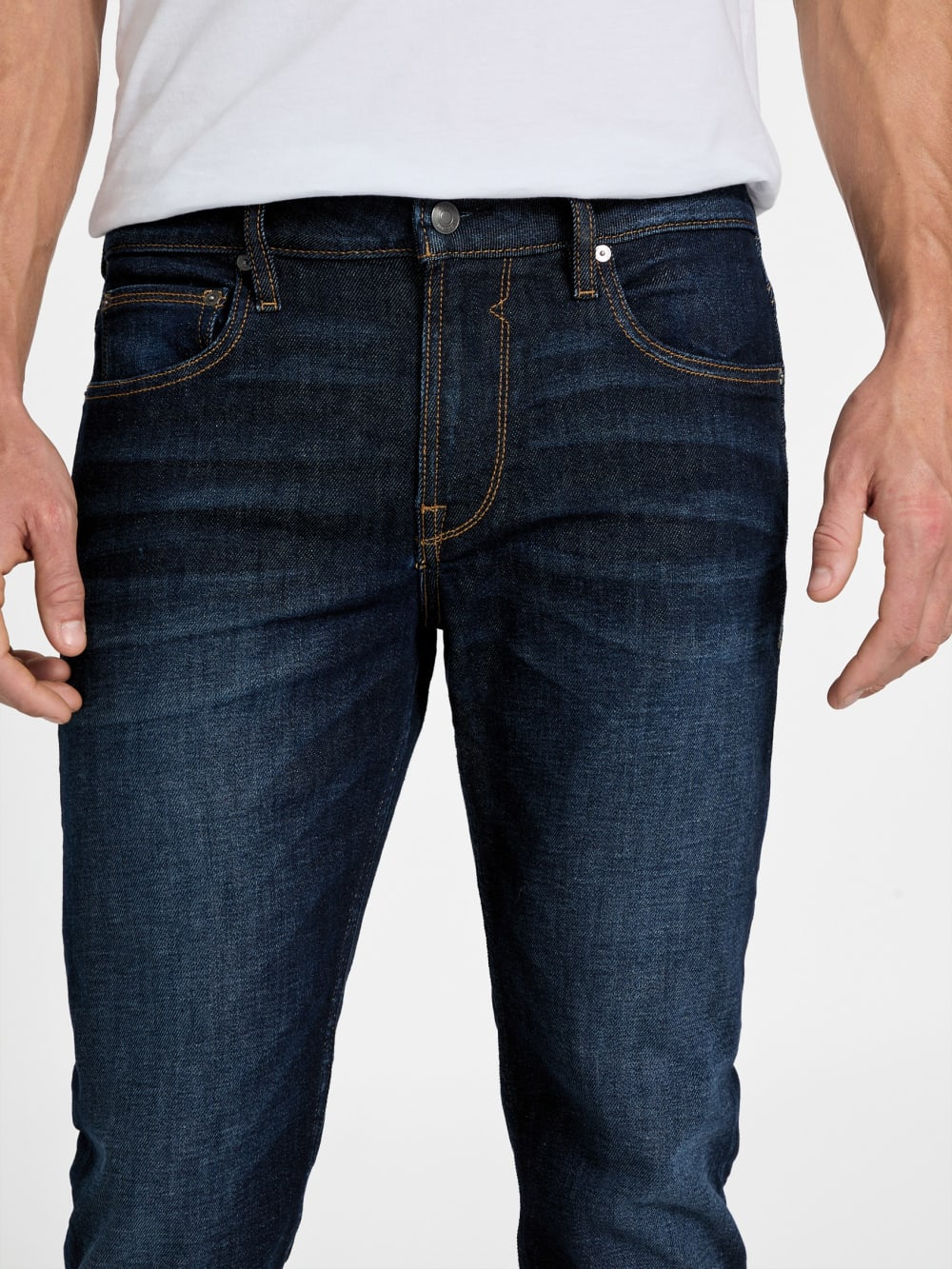 Eco Finnley Slim-Fit Tapered Jeans - Guess