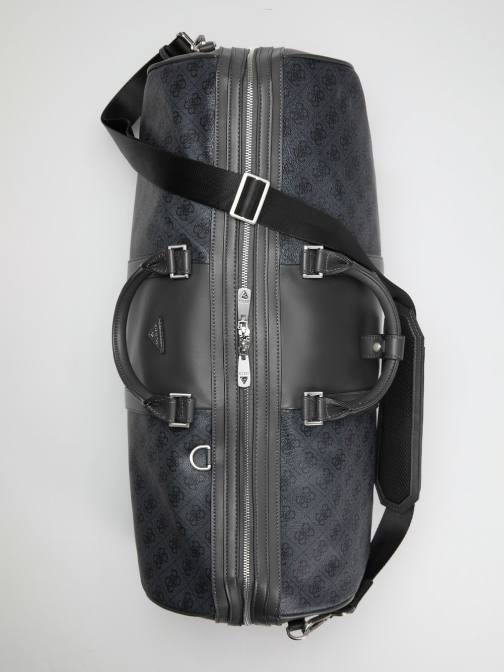 Milano Quattro G Weekender Bag - Guess