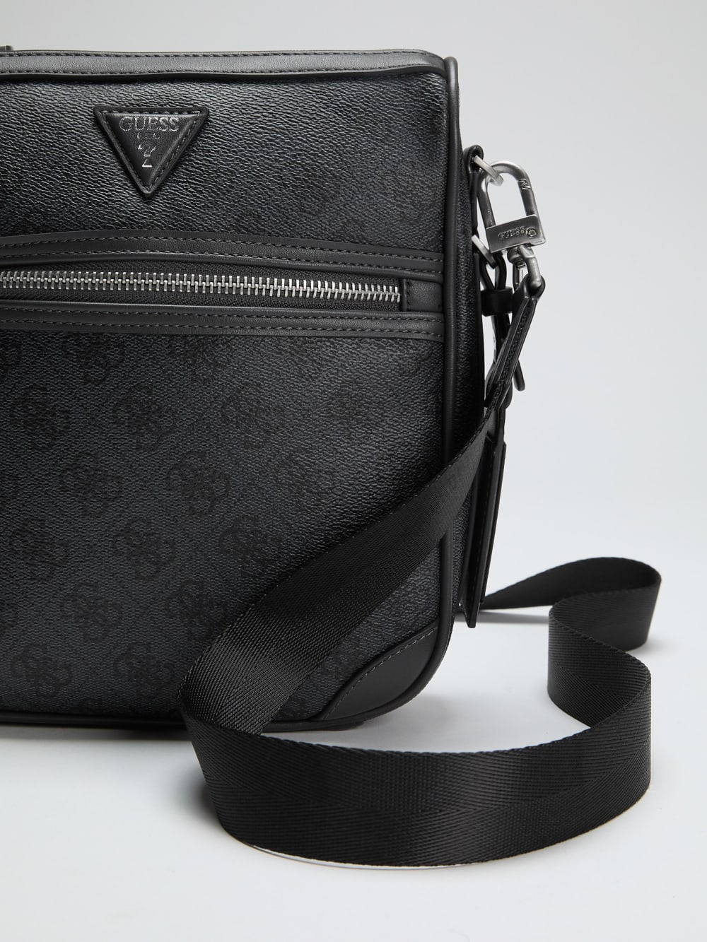 Milano Quattro G Crossbody - Guess