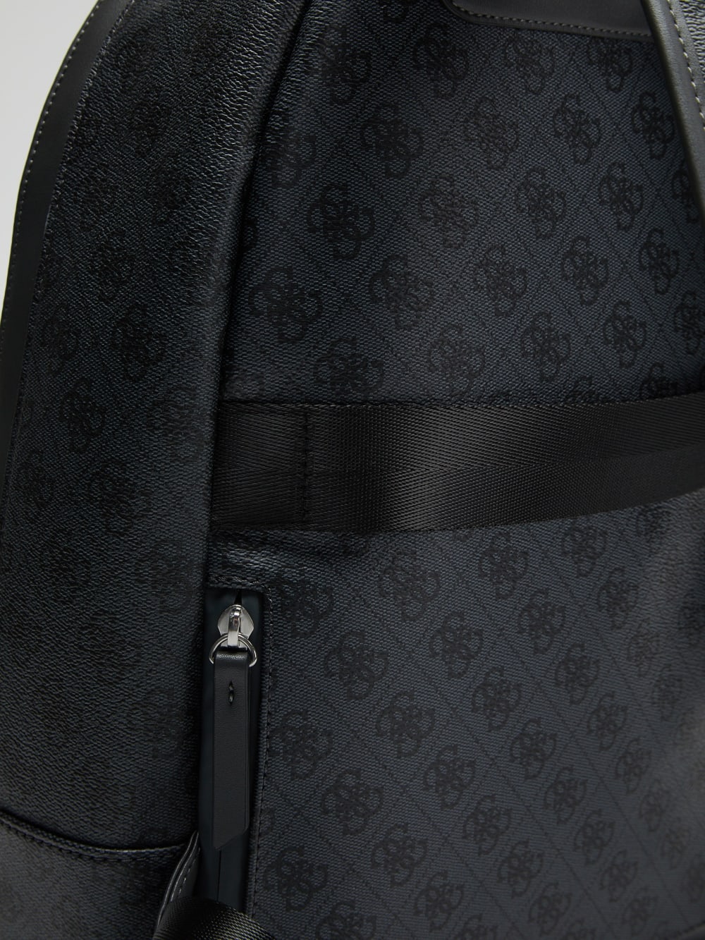 Milano Quattro G Backpack - Guess