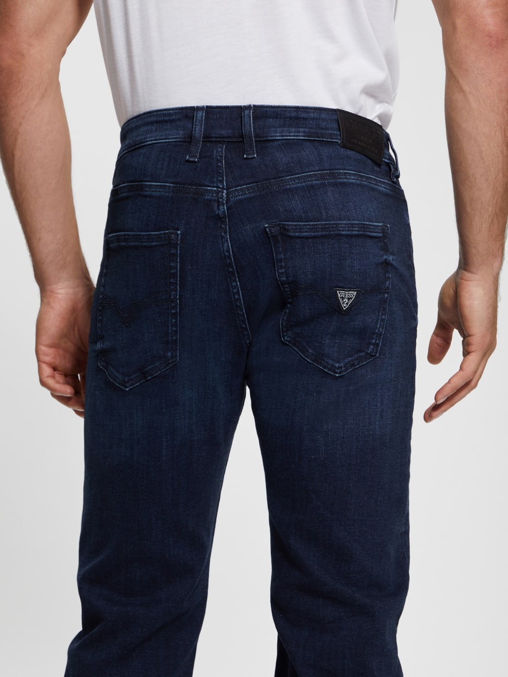Regular Straight Jeans - Guess