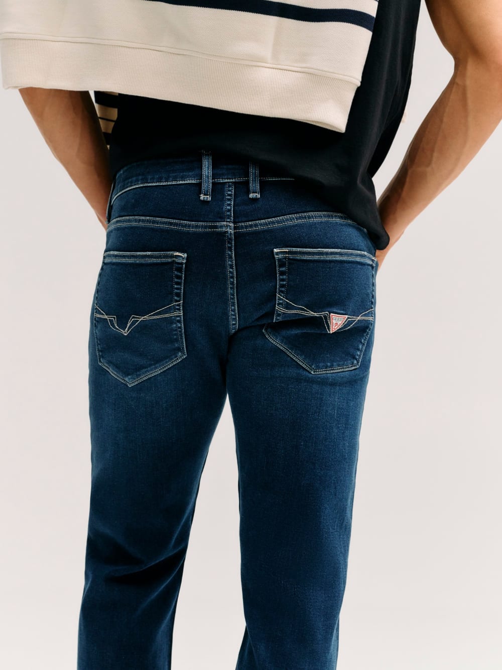 Finnley straight jeans - Guess