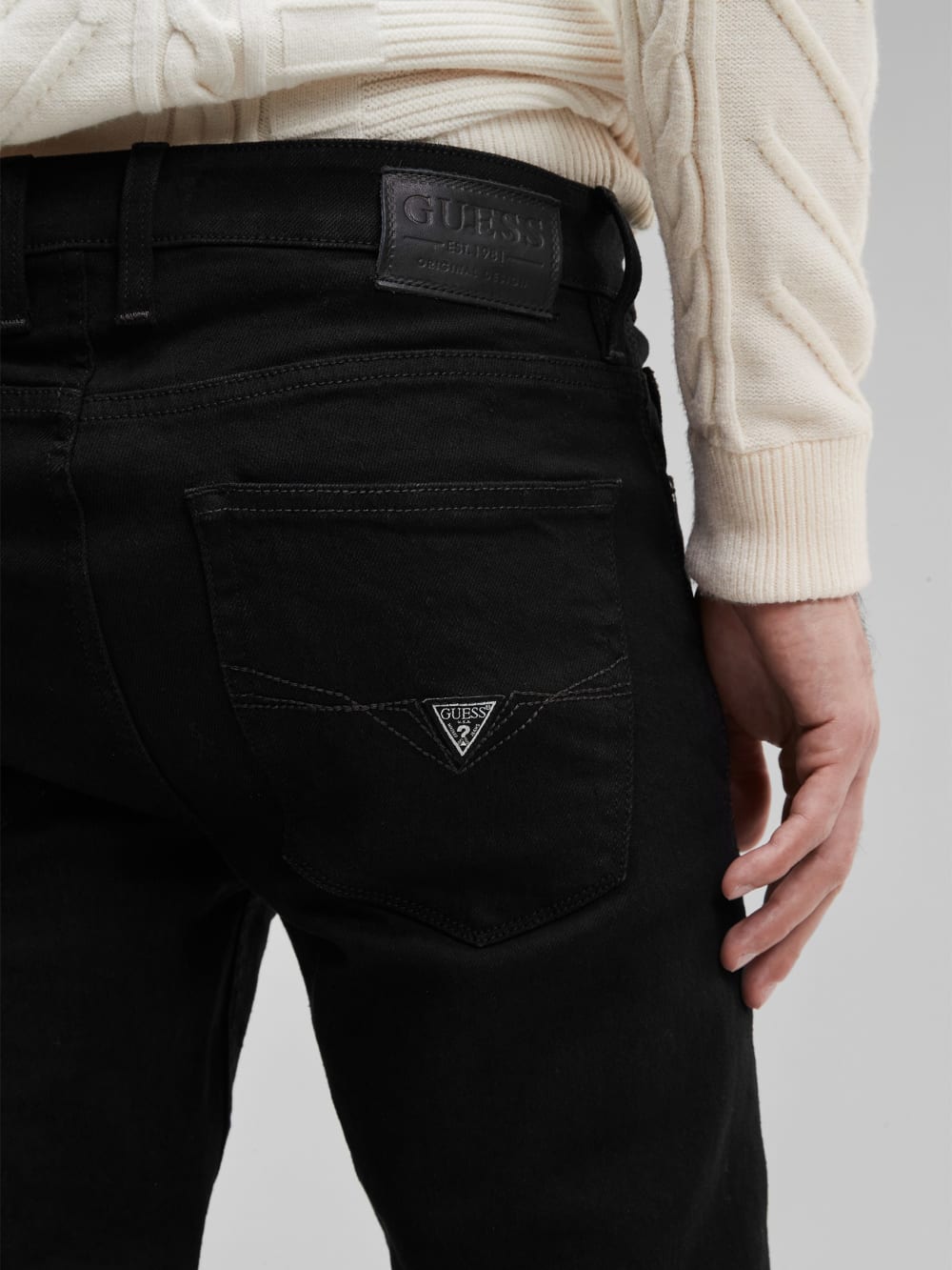 Eco Slim-Fit Tapered Jeans - Guess
