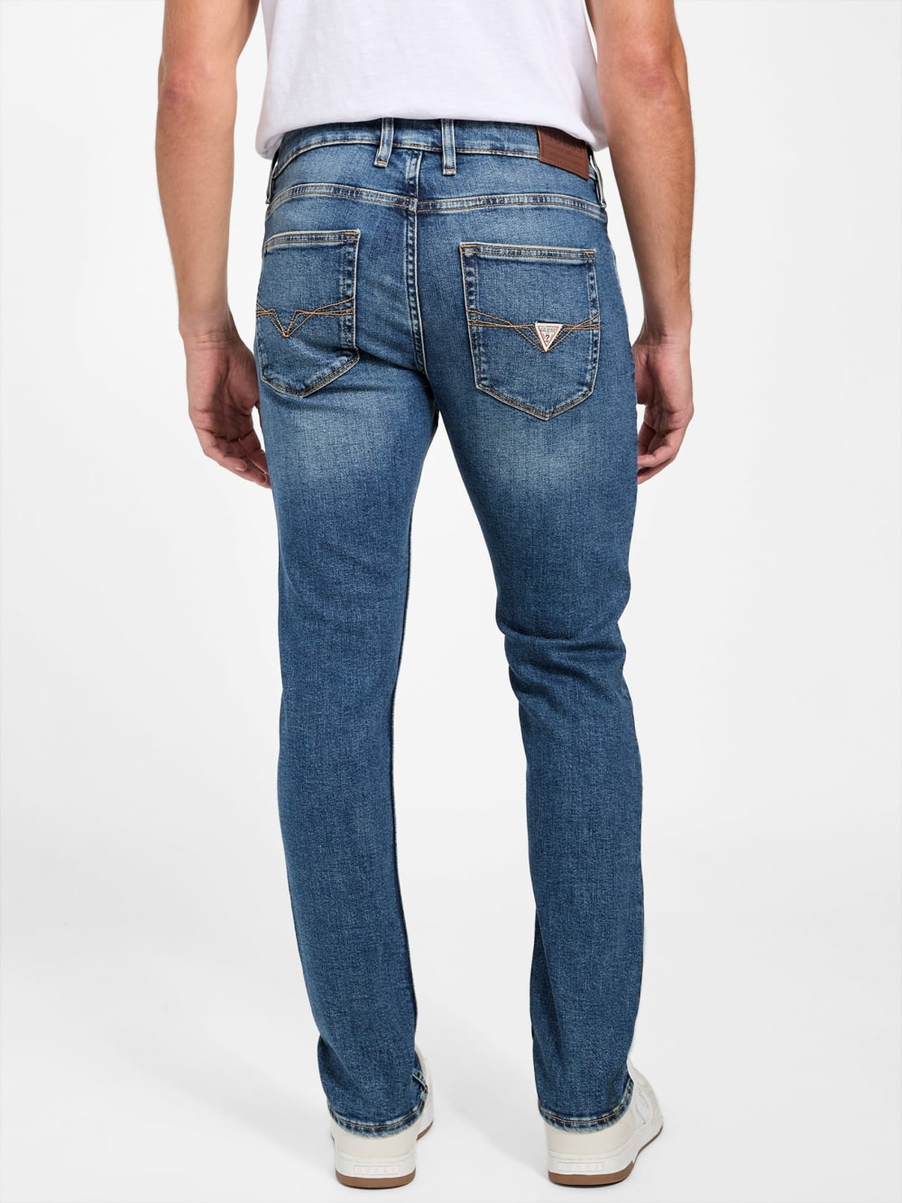 Eco Finnley Slim-Fit Tapered Jeans - Guess