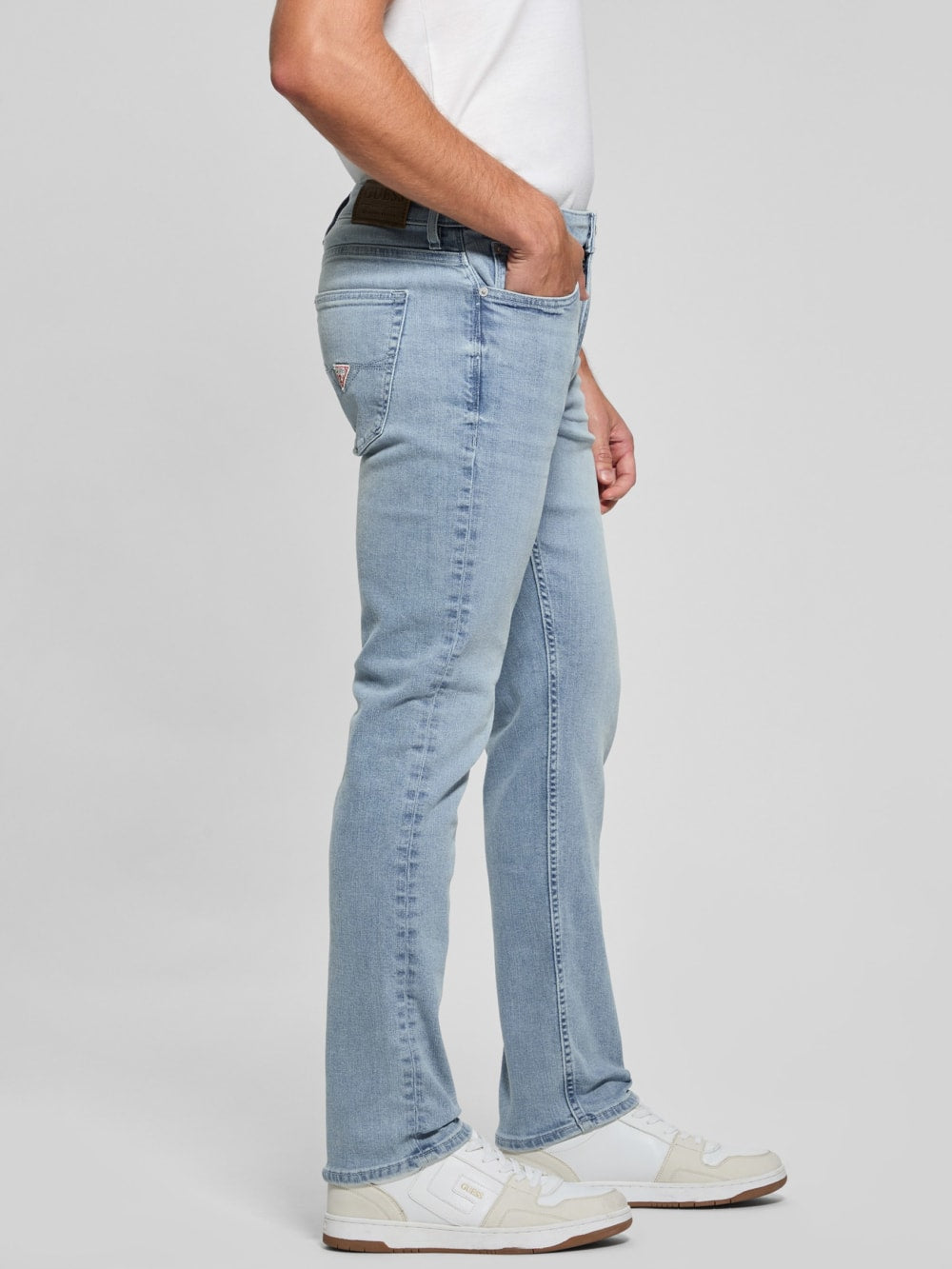 Eco Finnley Slim-Fit Tapered Jeans - Guess