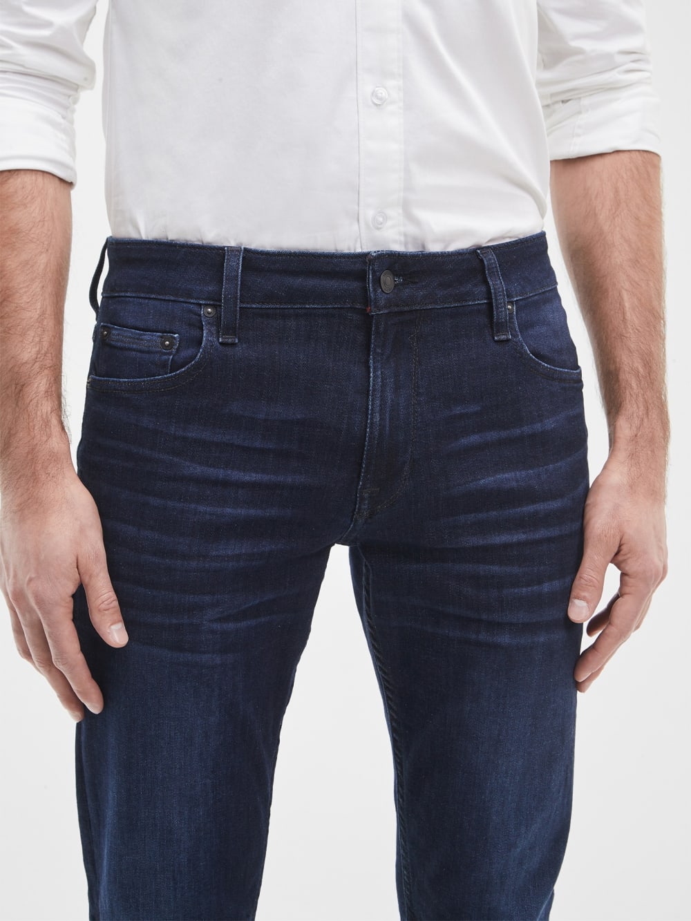 Eco Finnley Slim-Fit Tapered Jeans - Guess