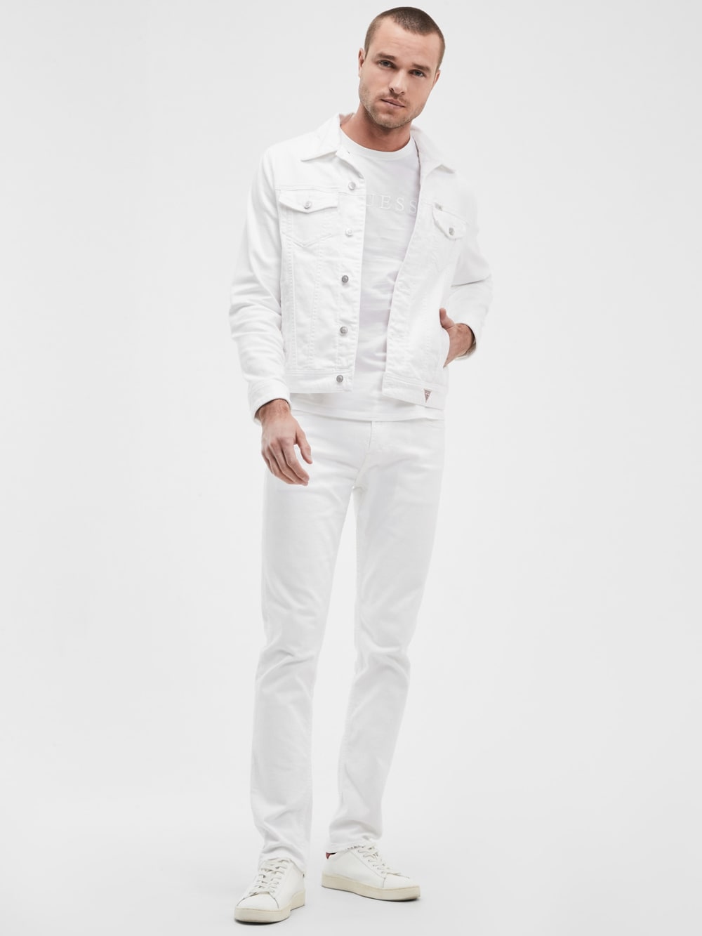Eco Finnley Slim-Fit Tapered Jeans - Guess