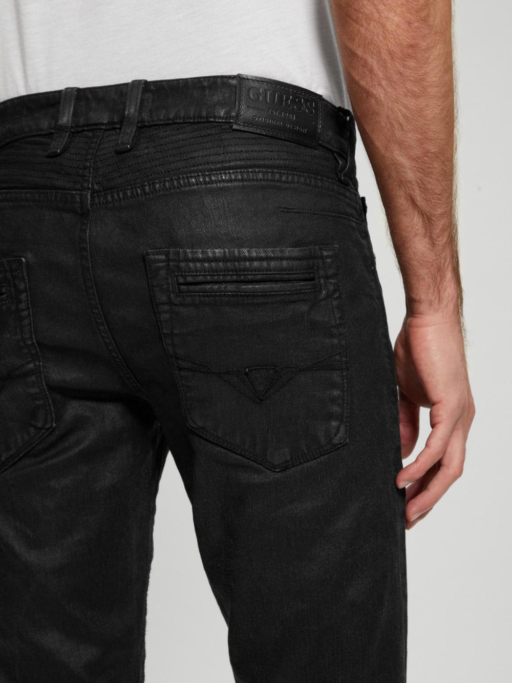 Finnley Coated Slim-Fit Tapered Jeans - Guess