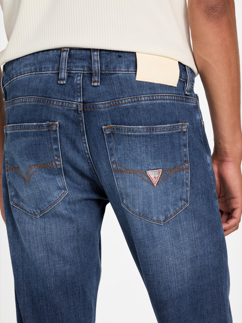 Eco Finnley Slim-Fit Tapered Jeans - Guess