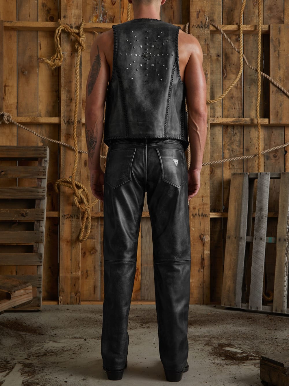 leather vest - Guess