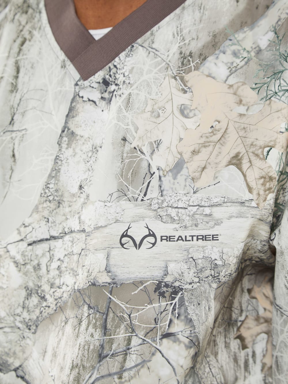 GUESS Originals x RealTree Windbreaker - Guess