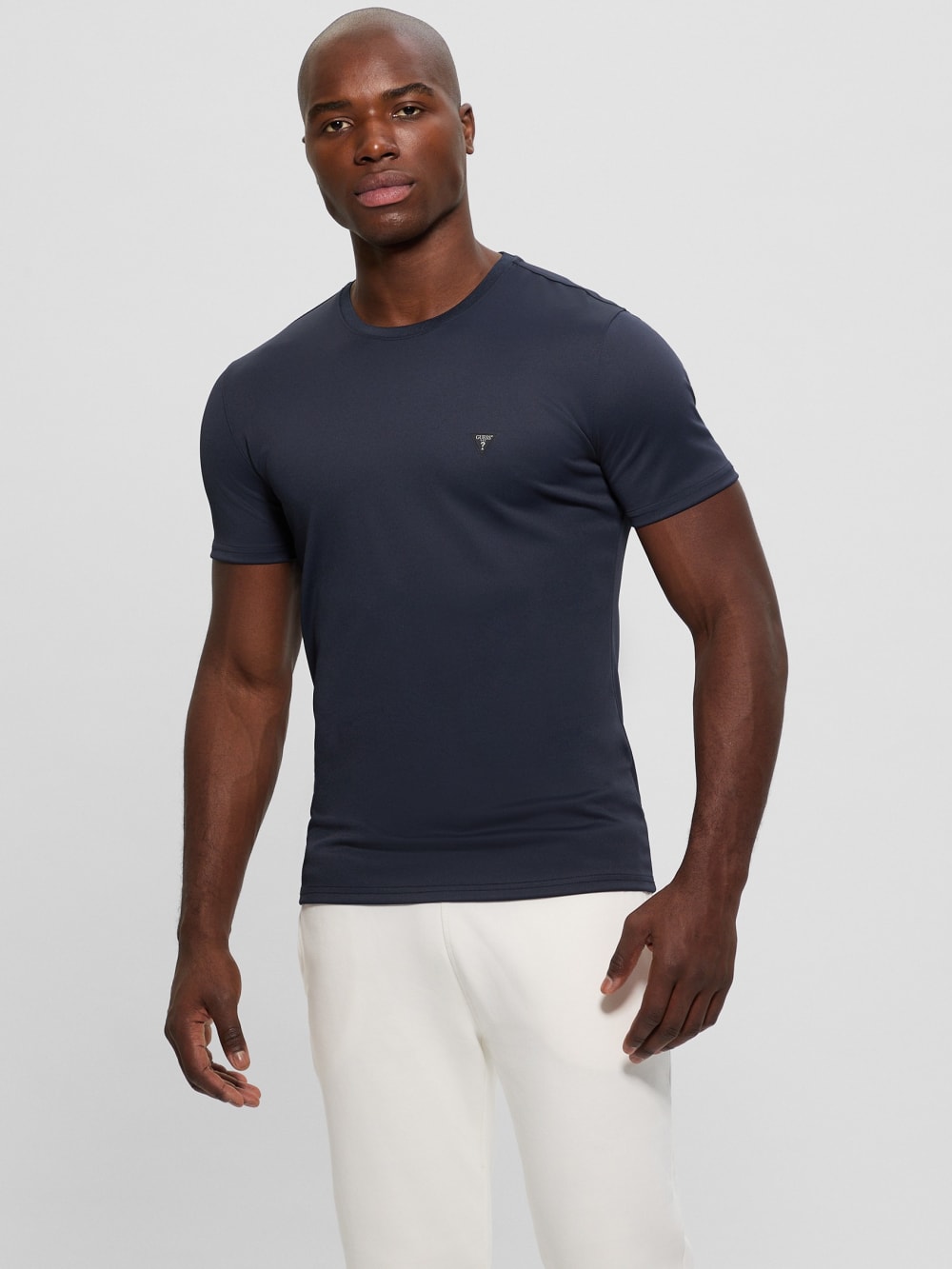 Signature Crewneck Tee - Guess