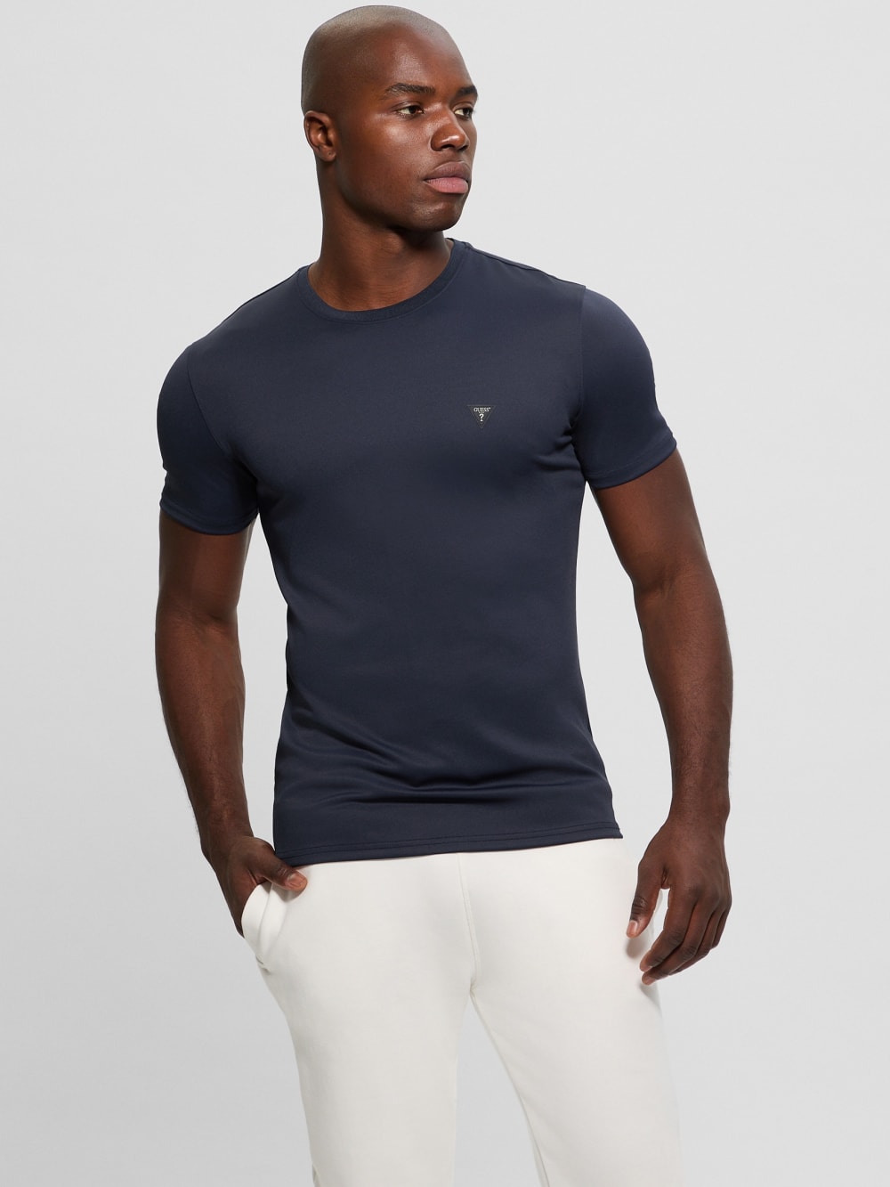 Signature Crewneck Tee - Guess