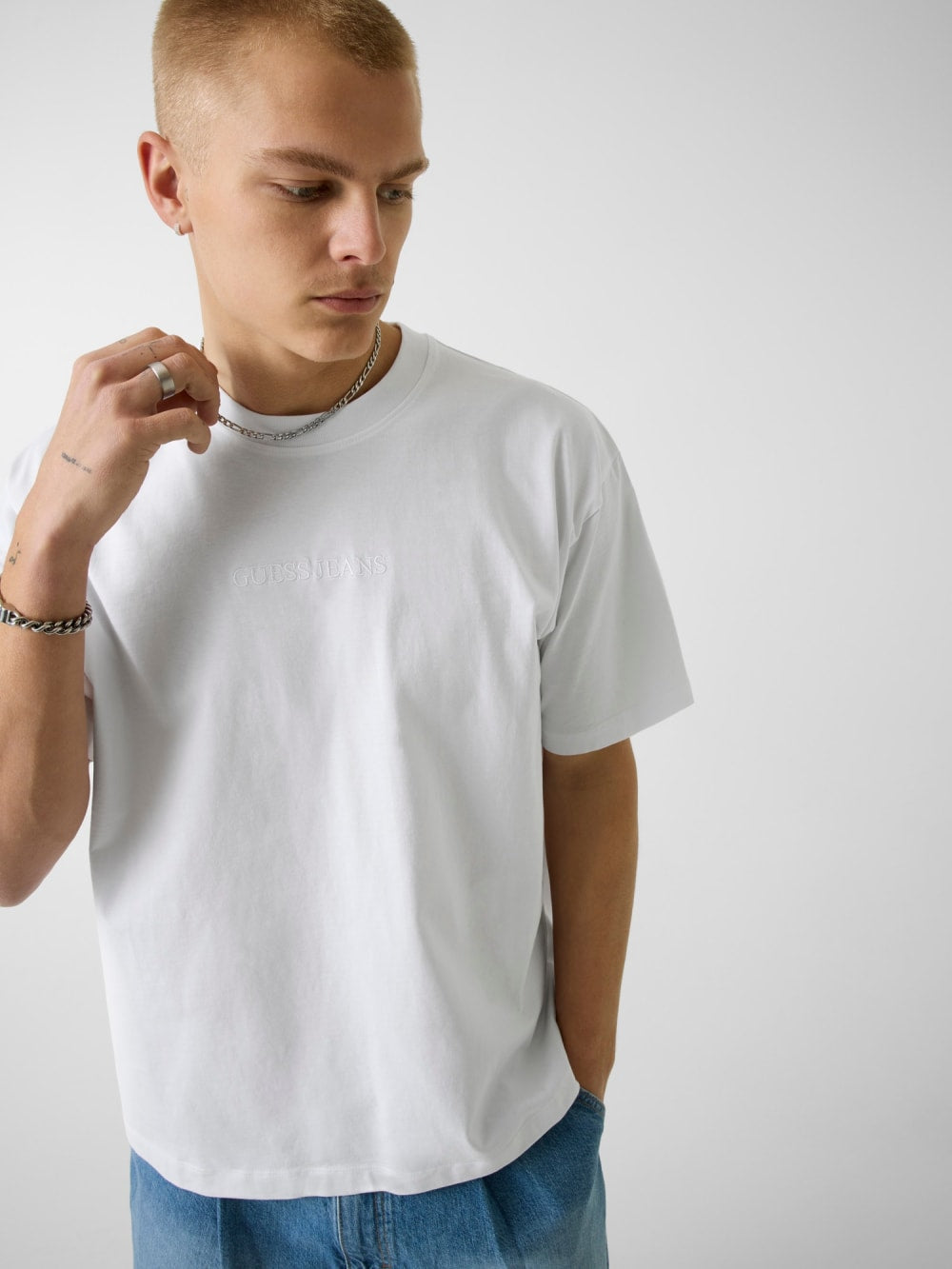 Embroidered Logo Tee - Guess