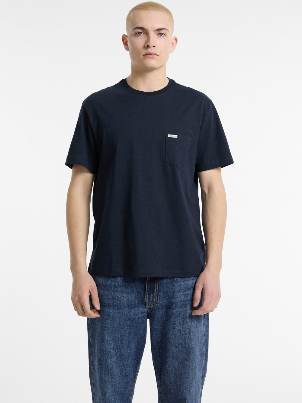 Crewneck Tee - Guess