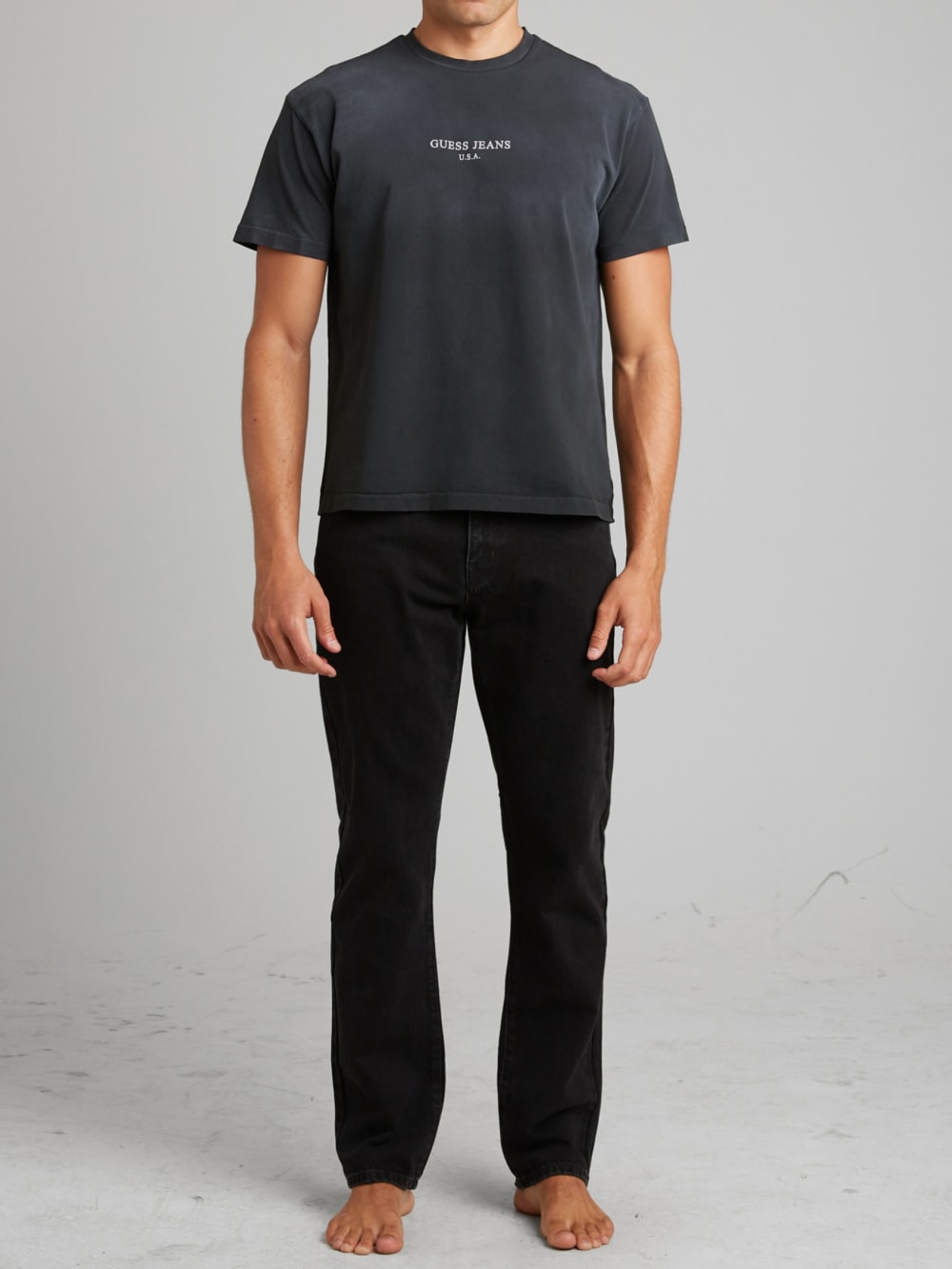 Classic Logo Tee - Guess