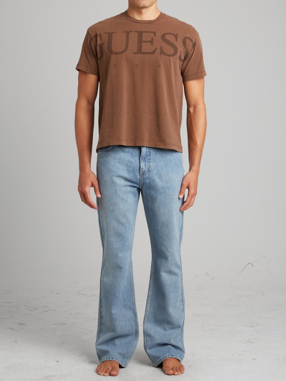 Crossbody Logo Tee - Guess