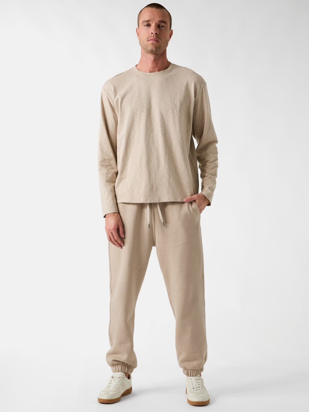 1981 Label Long-Sleeve Crewneck - Guess