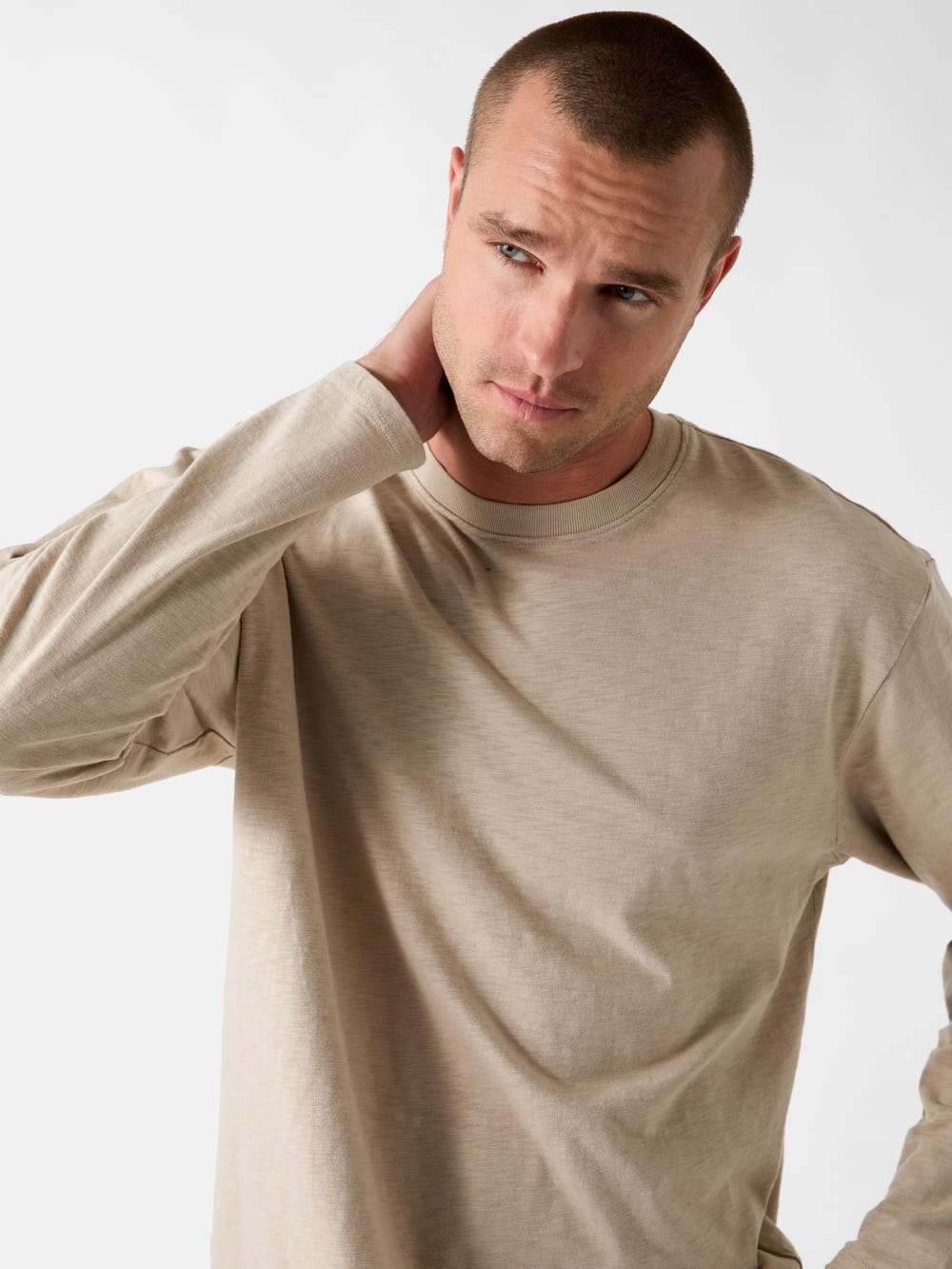 1981 Label Long-Sleeve Crewneck - Guess