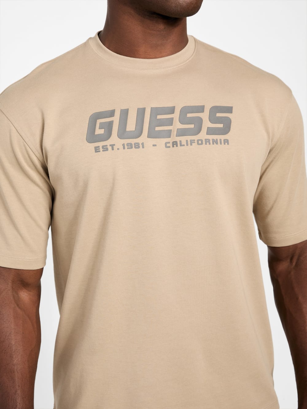 Eco Gohan Logo Tee - Guess
