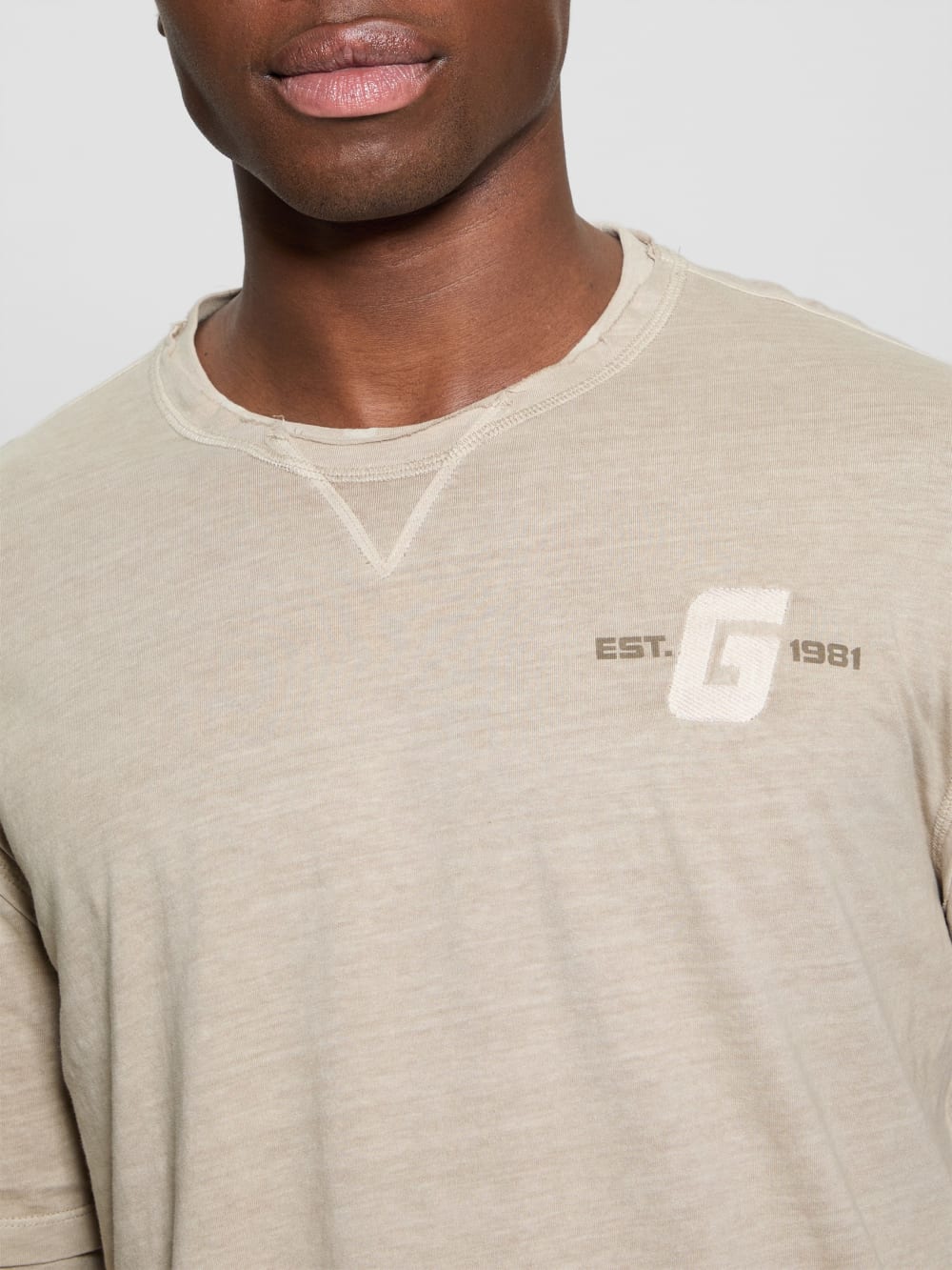 Gondour Layered Patch Tee - Guess