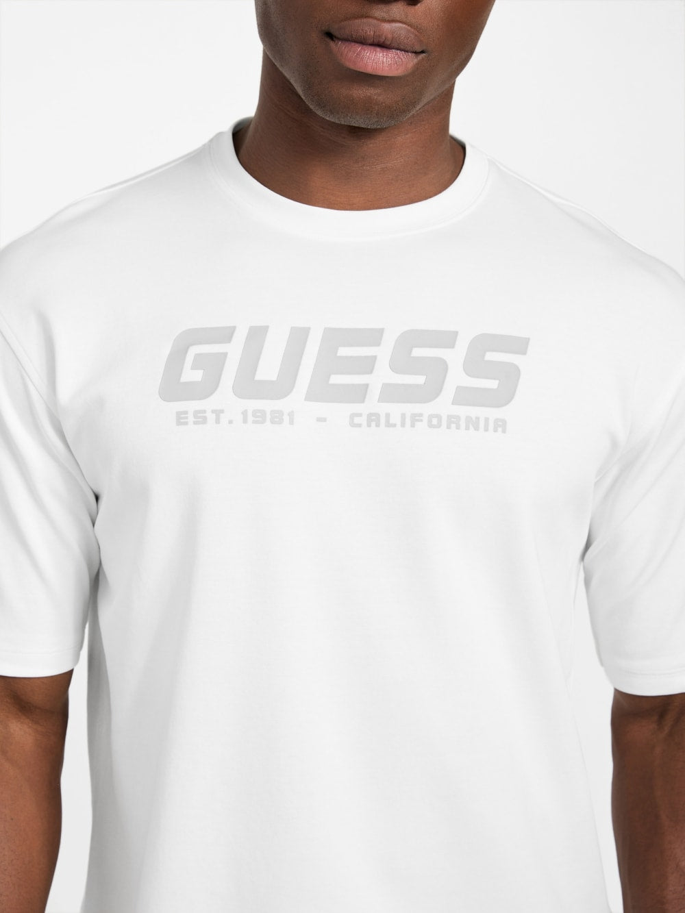 Eco Gohan Logo Tee - Guess