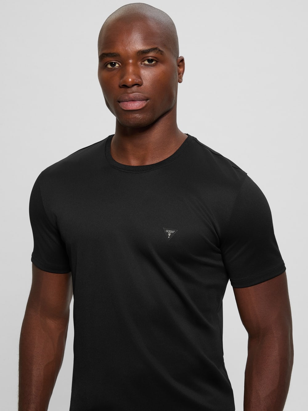 Signature Crewneck Tee - Guess