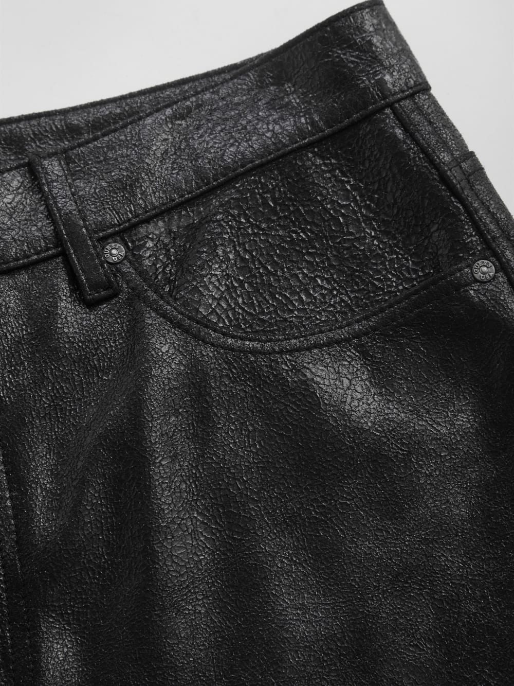 crackle leather short - Guess
