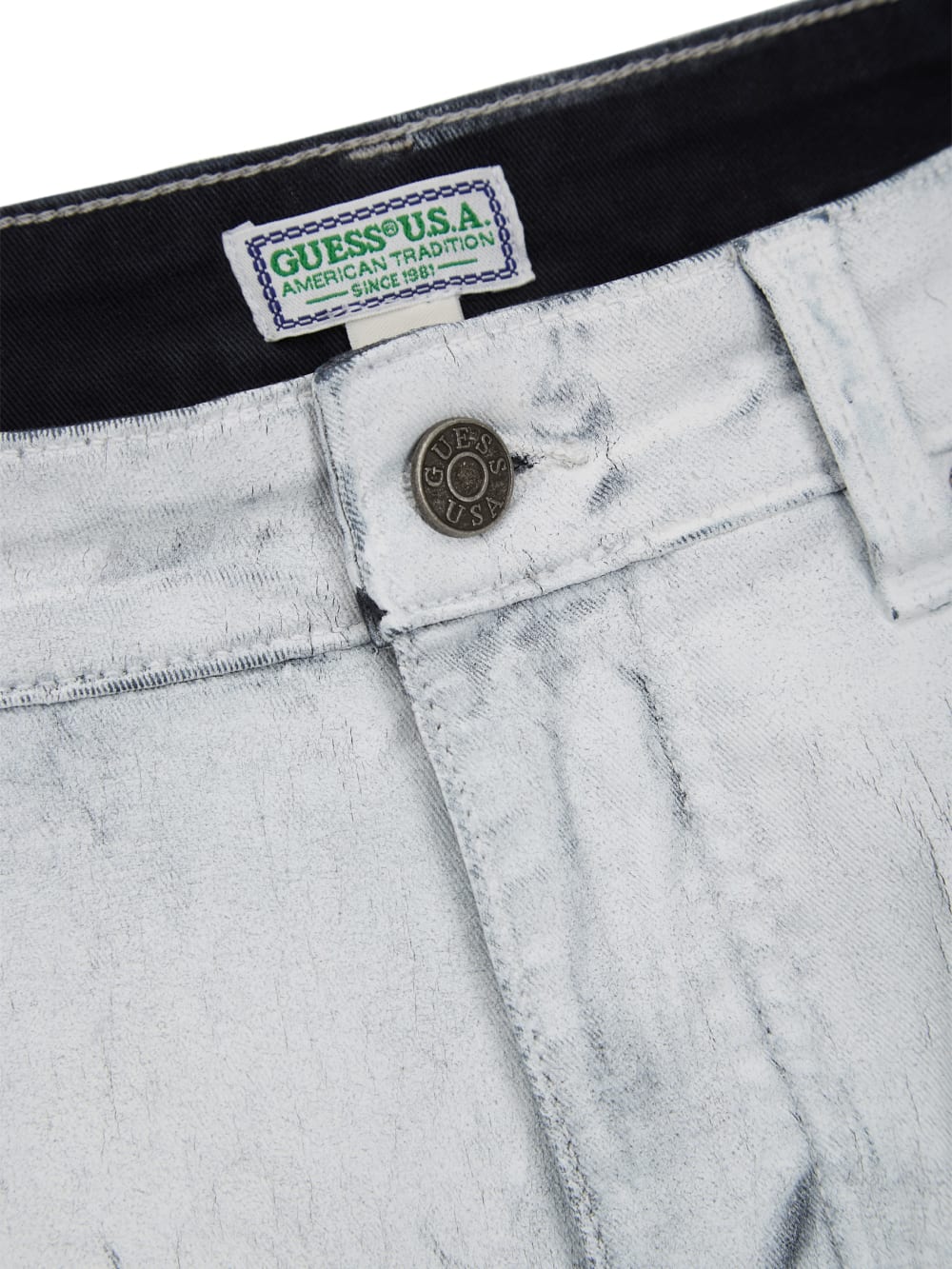 Painted Twill Shorts - Guess