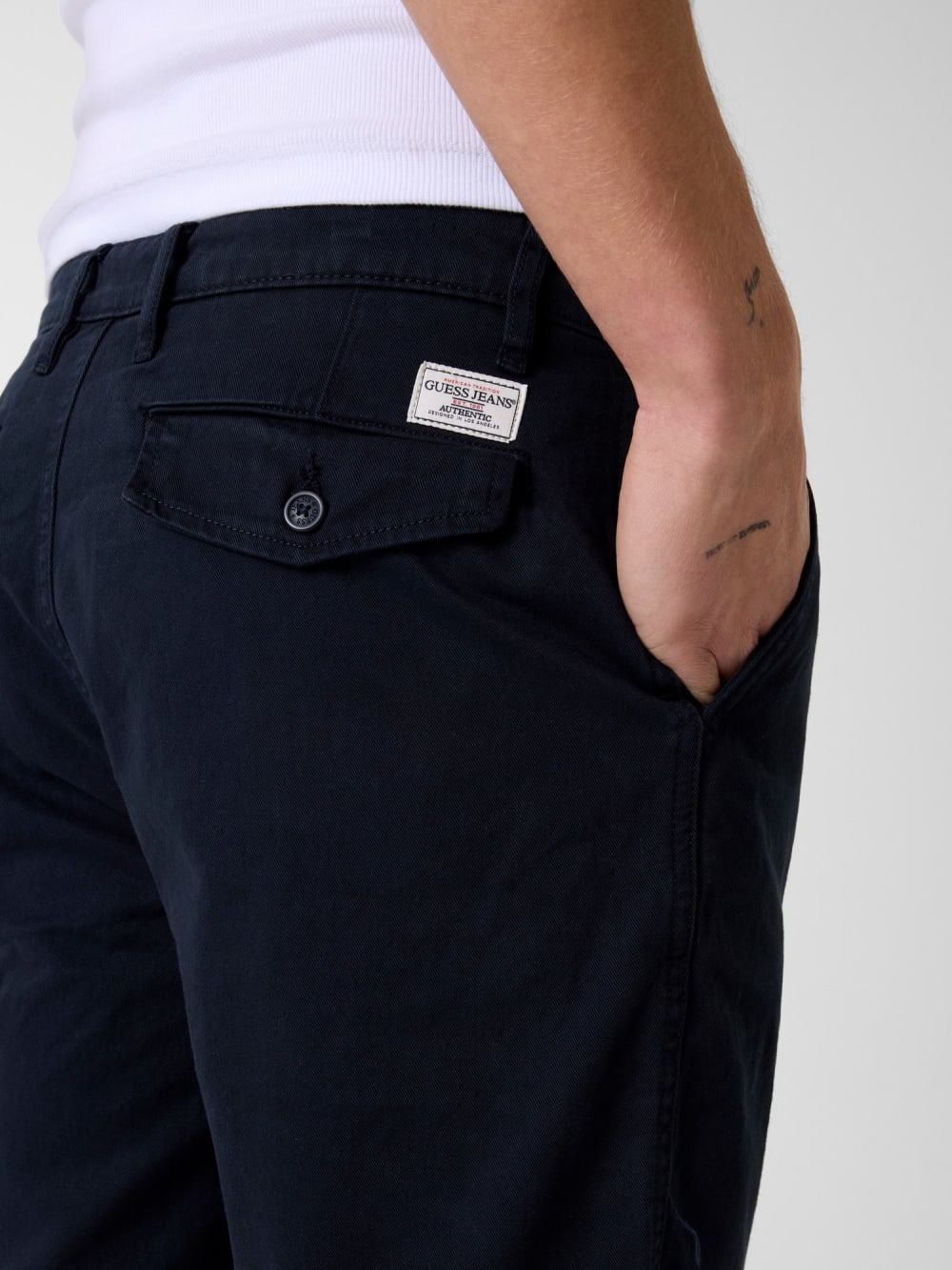 Chino shorts - Guess