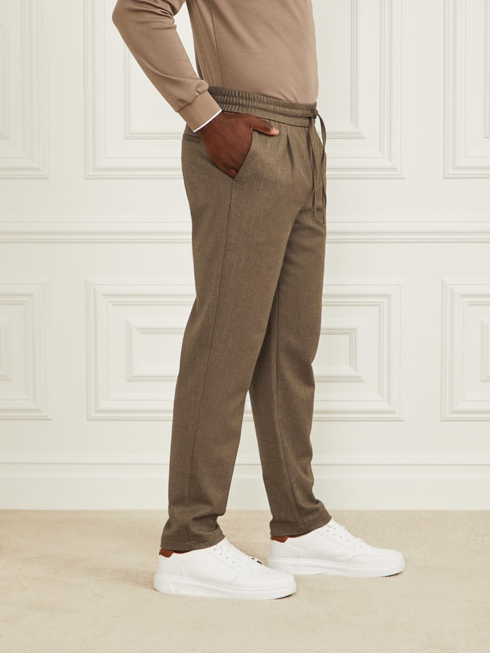 Daniel Regular Tapered Pant - Guess