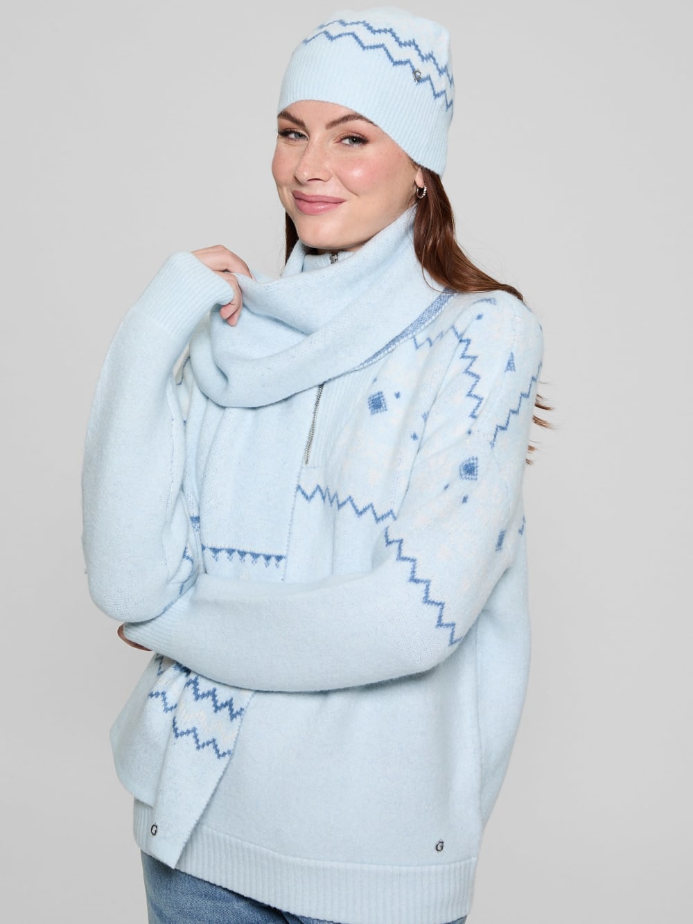 Jacquard Beanie & Scarf Set - Guess