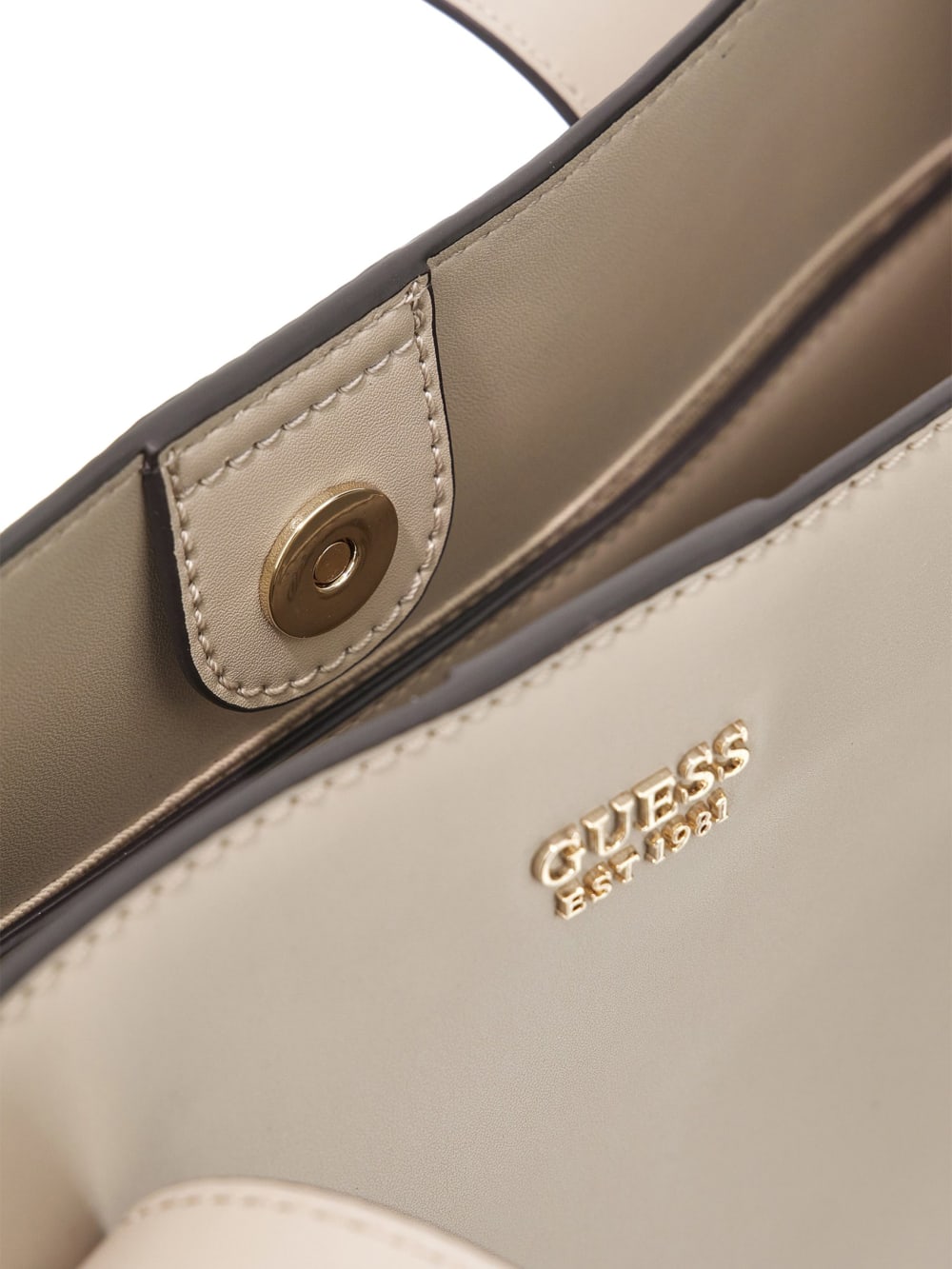 Jovie Tote - Guess