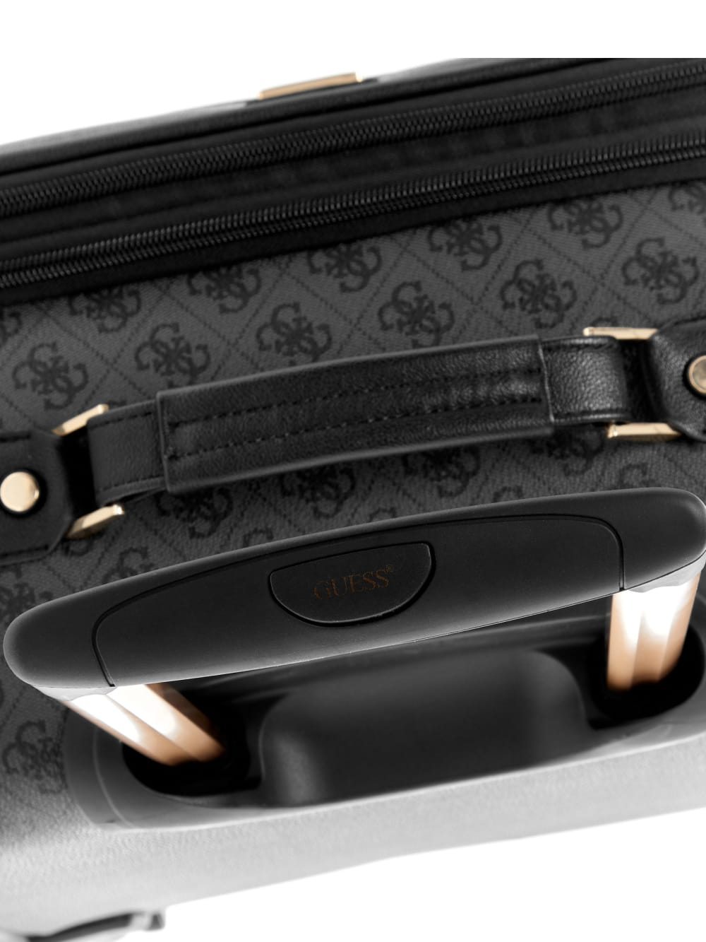 Norom 20" 8-Wheel Suitcase - Guess