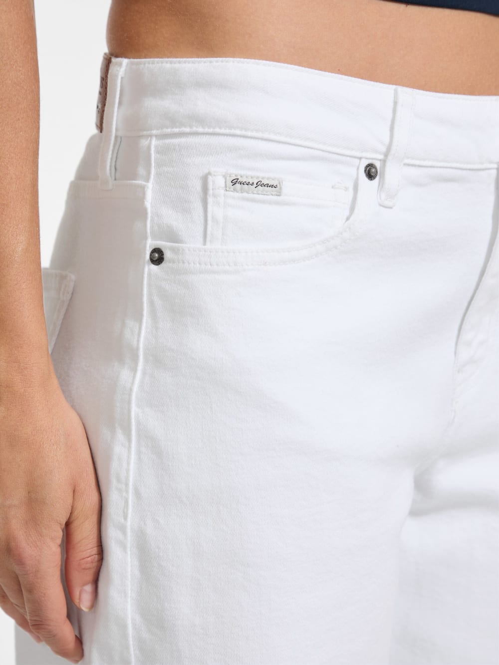 G13 Low-Rise Extra Wide Leg Jeans - Guess