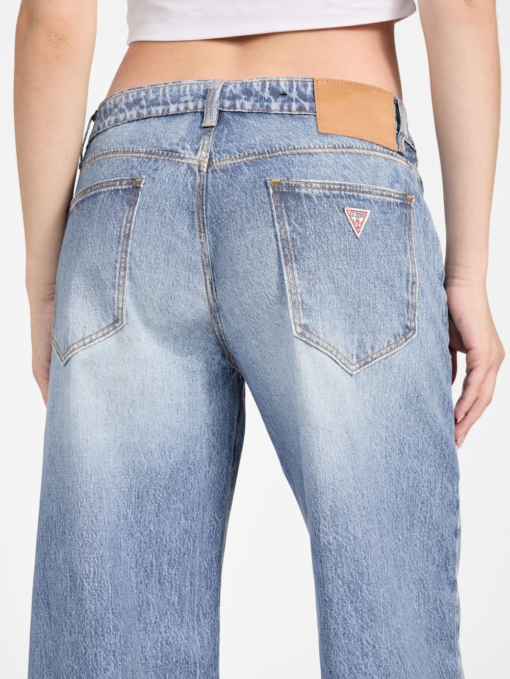 Eco Low-Rise Baggy Jeans - Guess