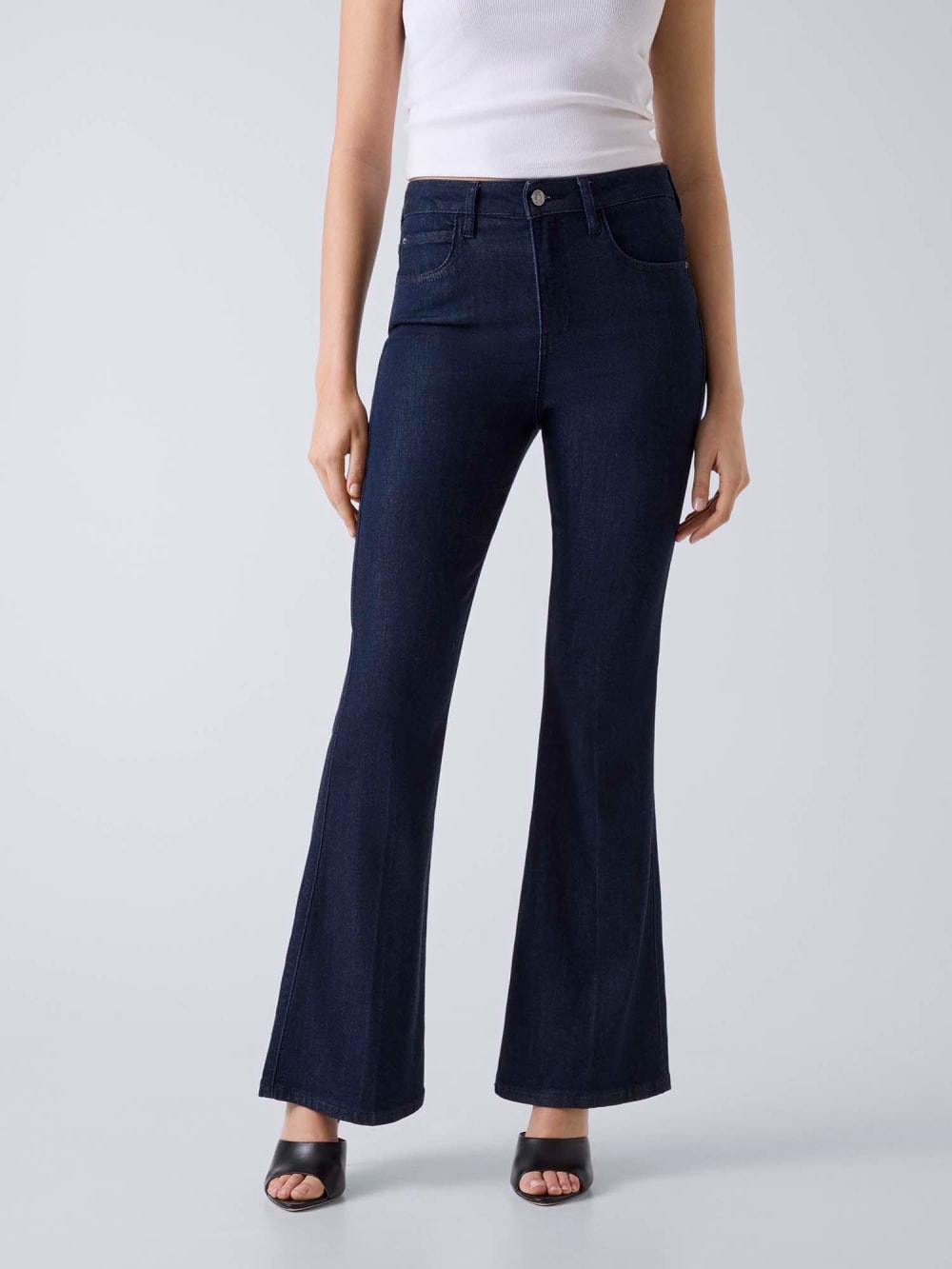 Belle High-Rise Flare Jeans - Guess