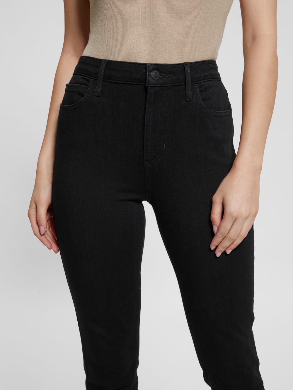 1981 Black Skinny Jeans - Guess