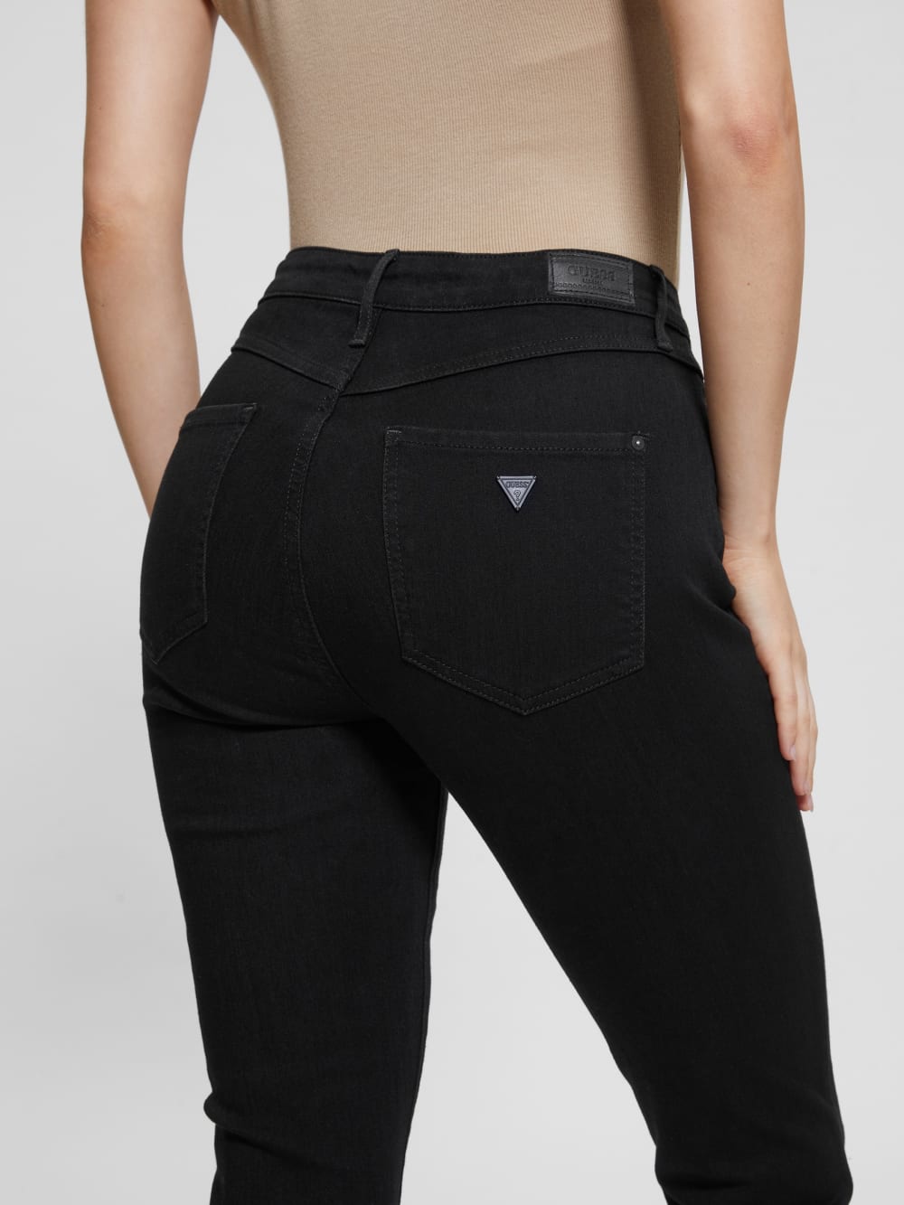 1981 Black Skinny Jeans - Guess