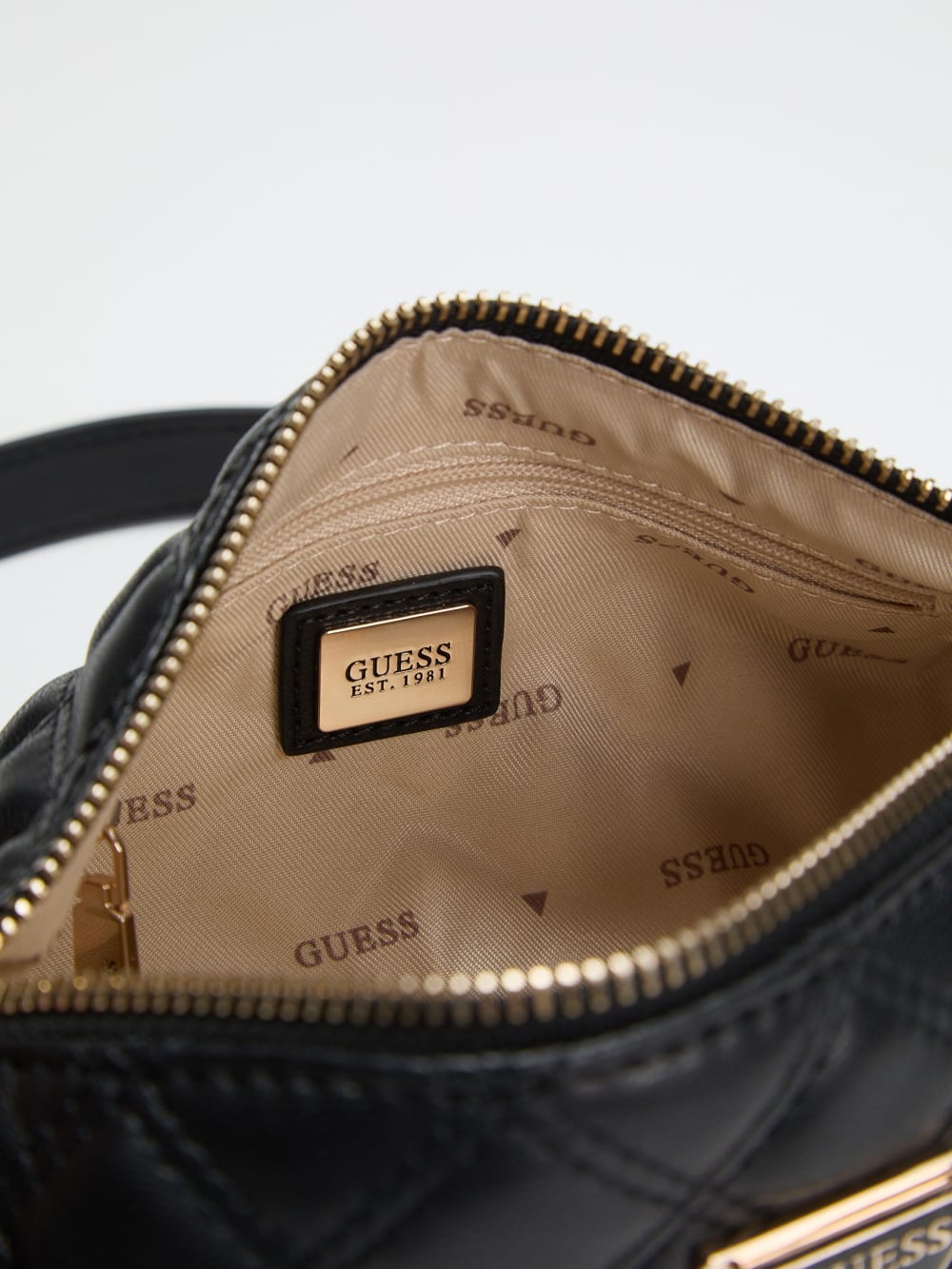 Giully quilted mini shoulder bag - Guess