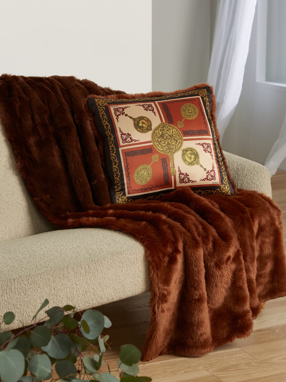 Faux-Fur Pillow - Guess