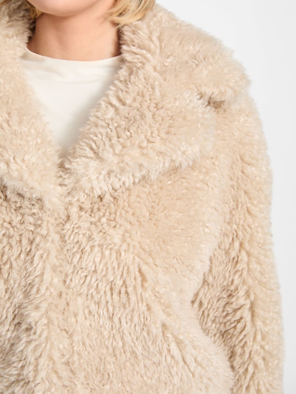Flavie Teddy Faux-Fur Cropped Jacket - Guess