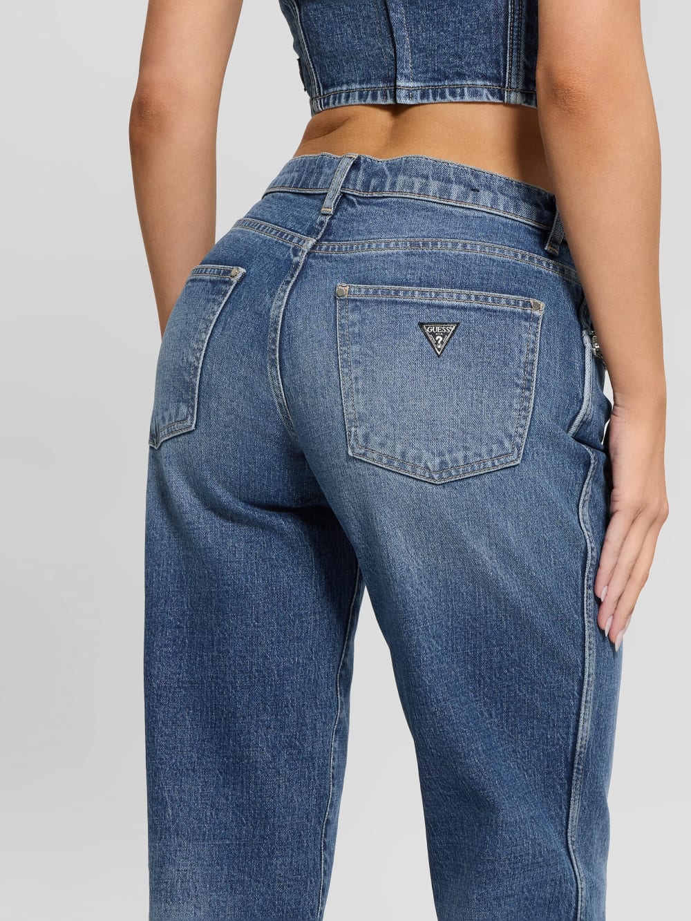 Daisy Rhinestone Pocket Jeans - Guess