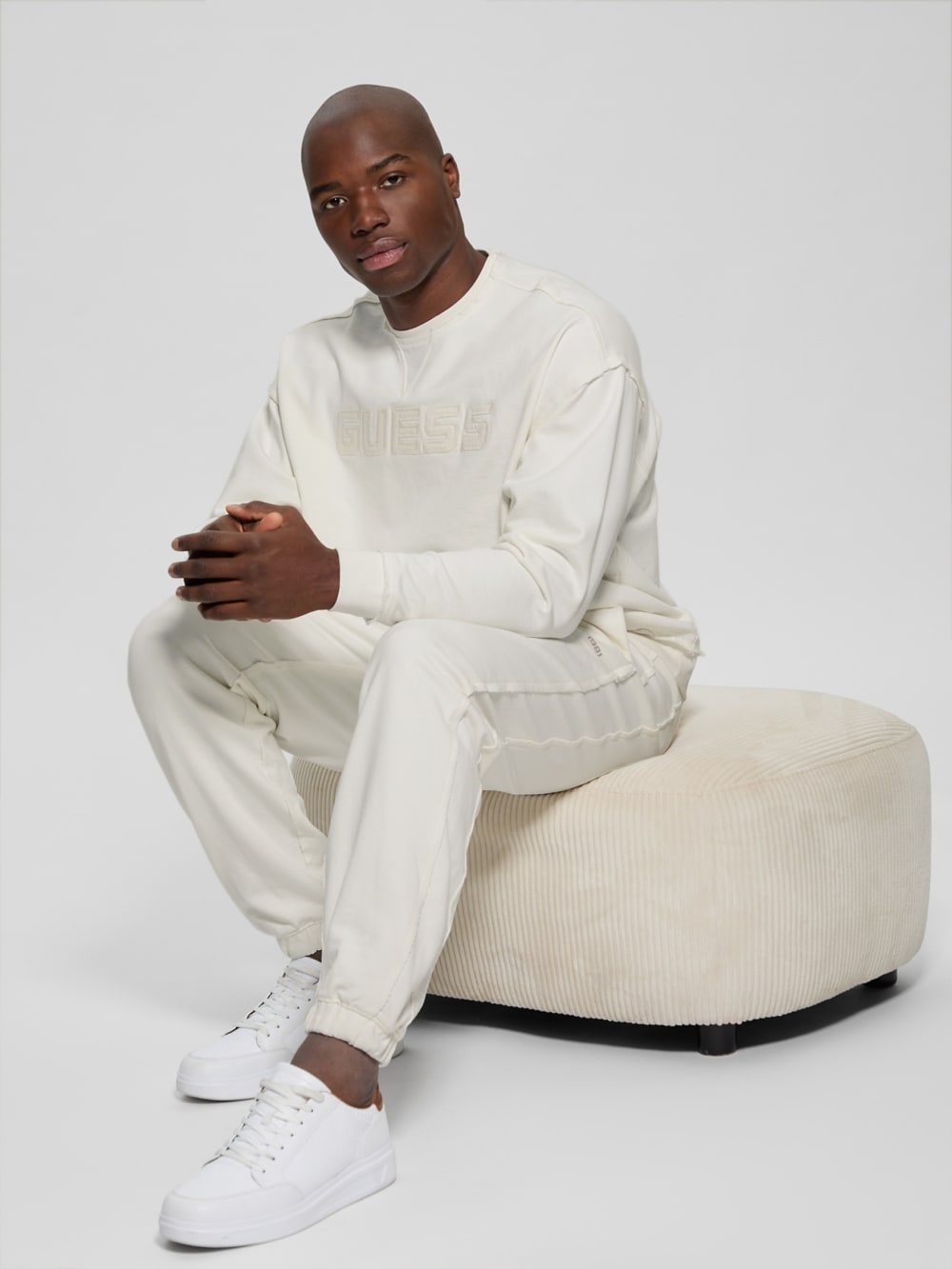 Gondour Patch Sweatshirt - Guess