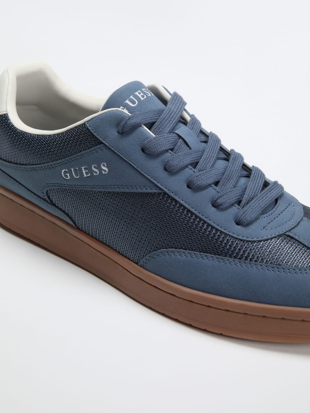 Lely Signature Sneakers - Guess