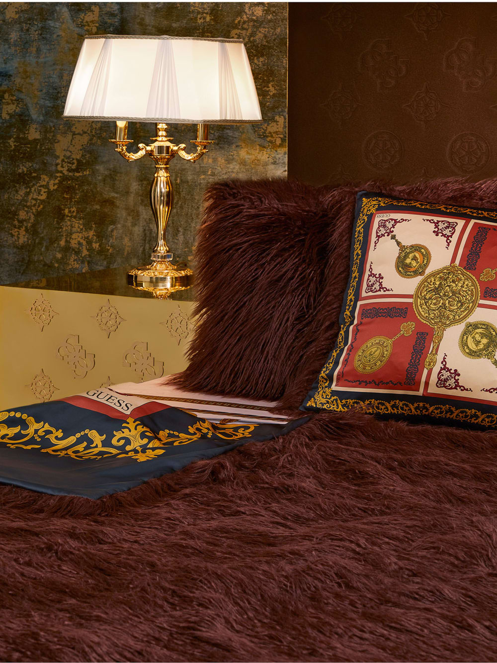 Helma Blanket - Guess