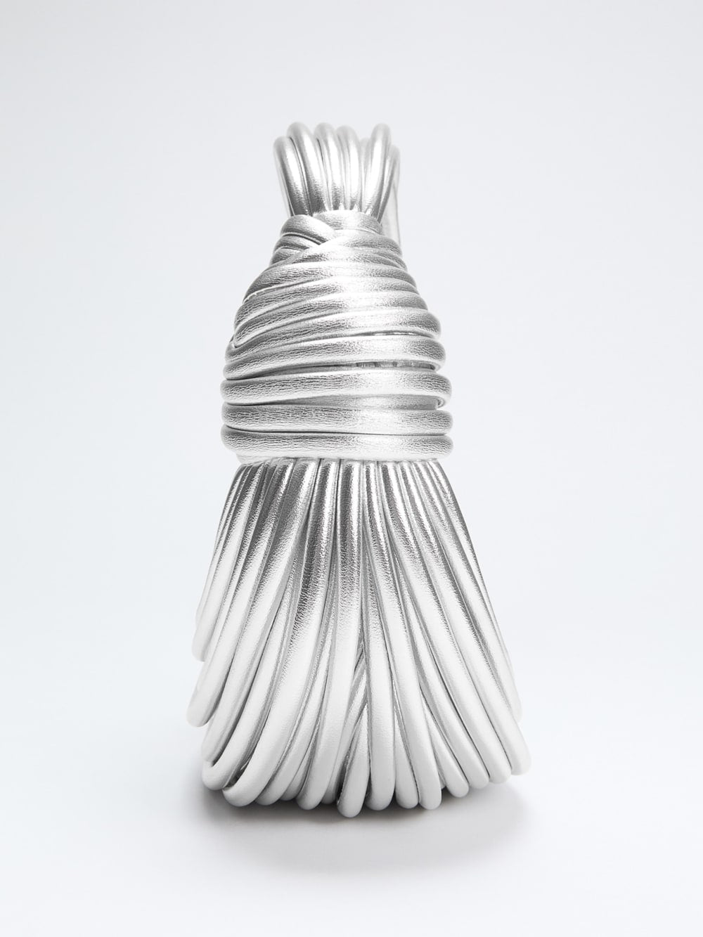 Tubular String Hobo - Guess
